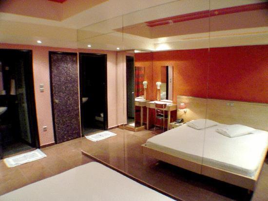 Hotel Niki Pireus Zewnętrze zdjęcie